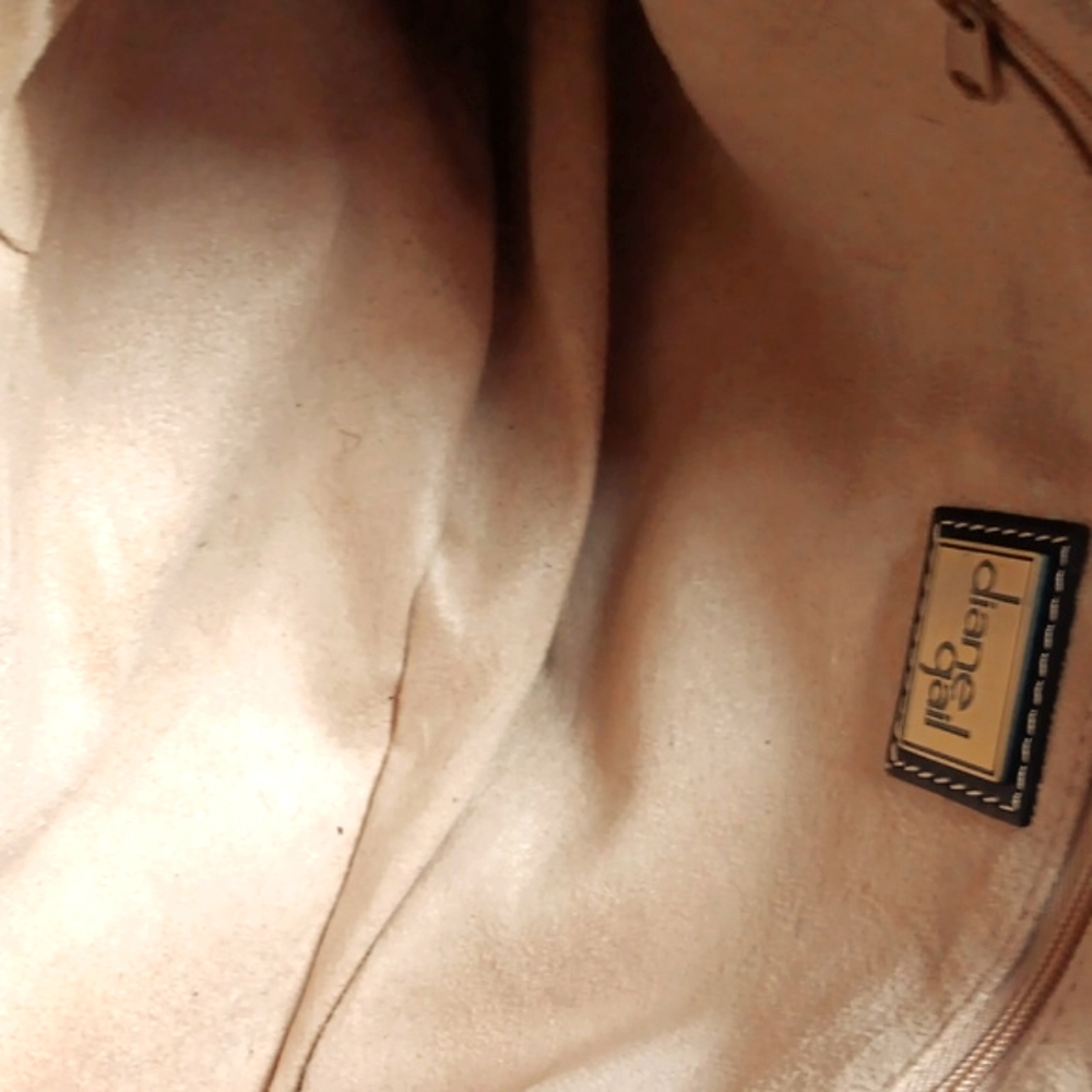 Elegant Brown and Tan Shoulder Bag with Plush Texture - Picture 9 of 11